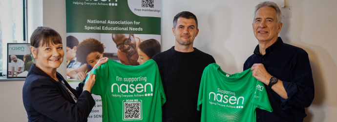 Annamarie and a few others holding nasen Tshirts 